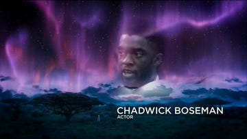 chadwick boseman en el in memoriam de los emmys
