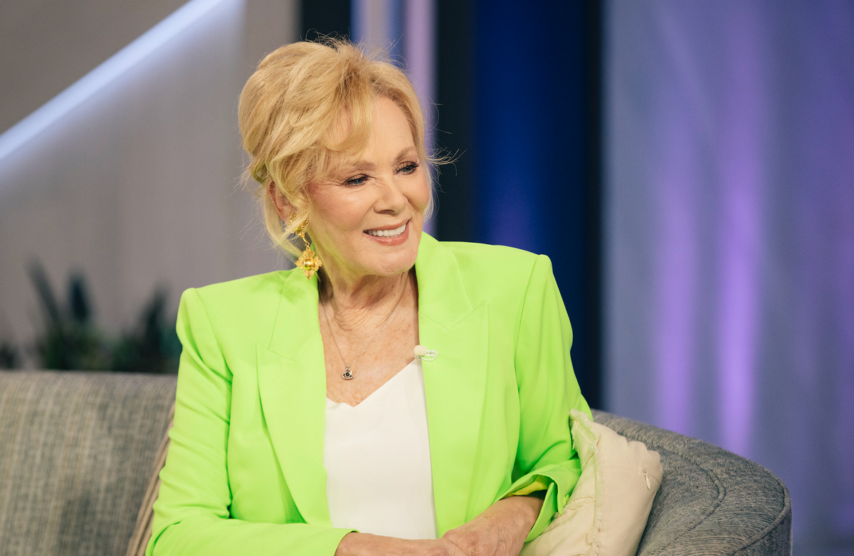 'hacks' actress jean smart's dress at the 2022 emmy awards