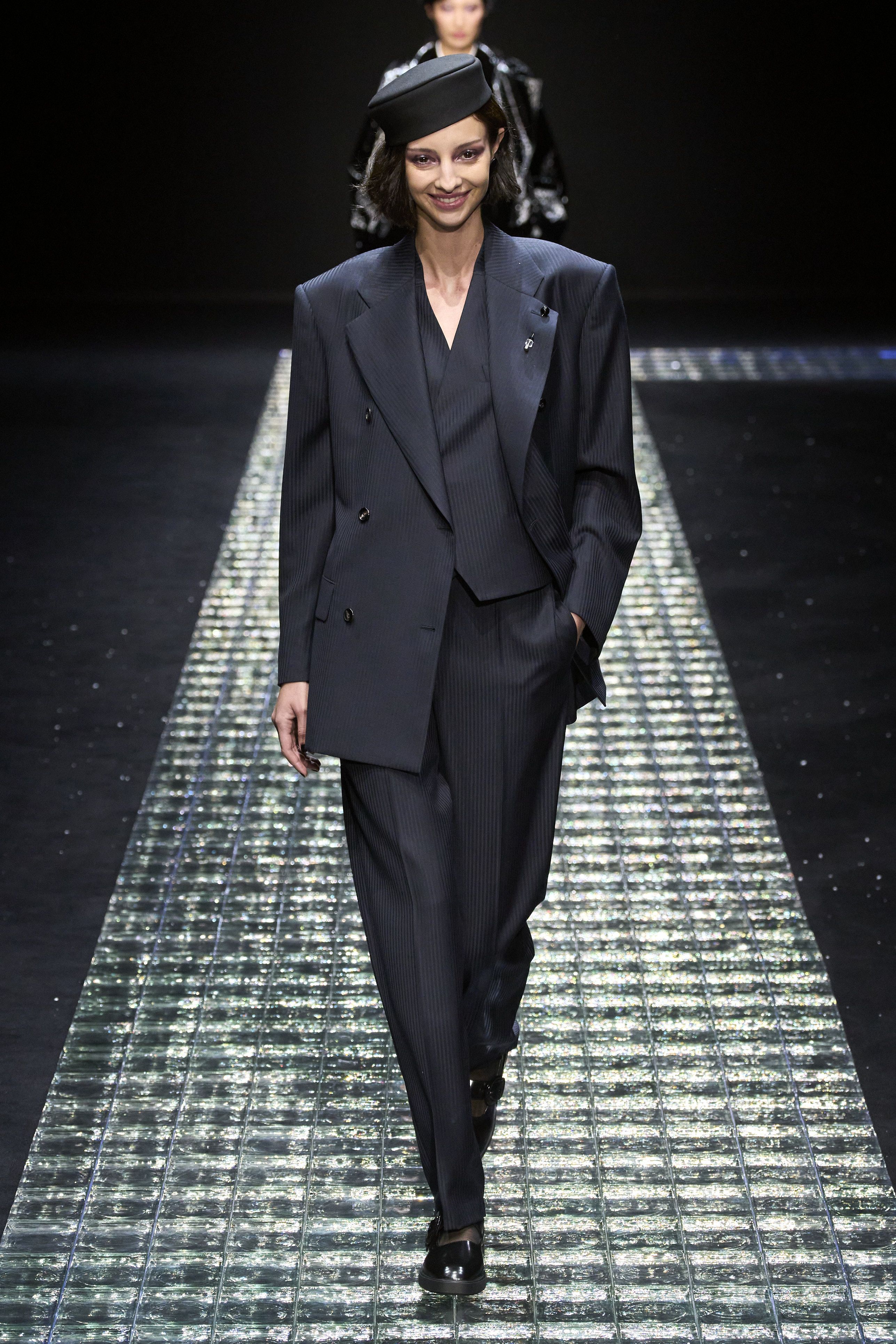 エンポリオ アルマーニ（EMPORIO ARMANI）2024-25秋冬