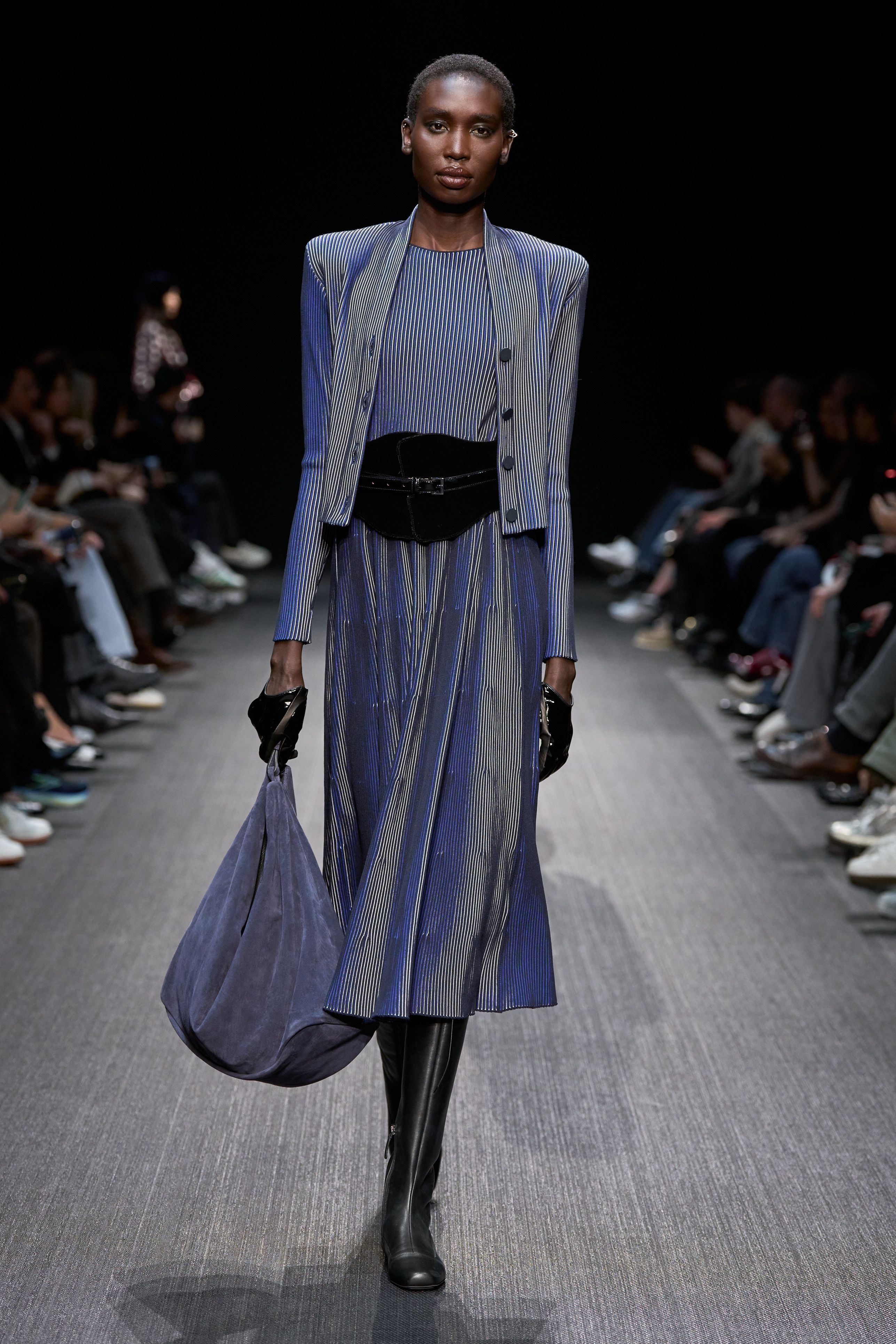 エンポリオ アルマーニ（EMPORIO ARMANI）2025-26秋冬