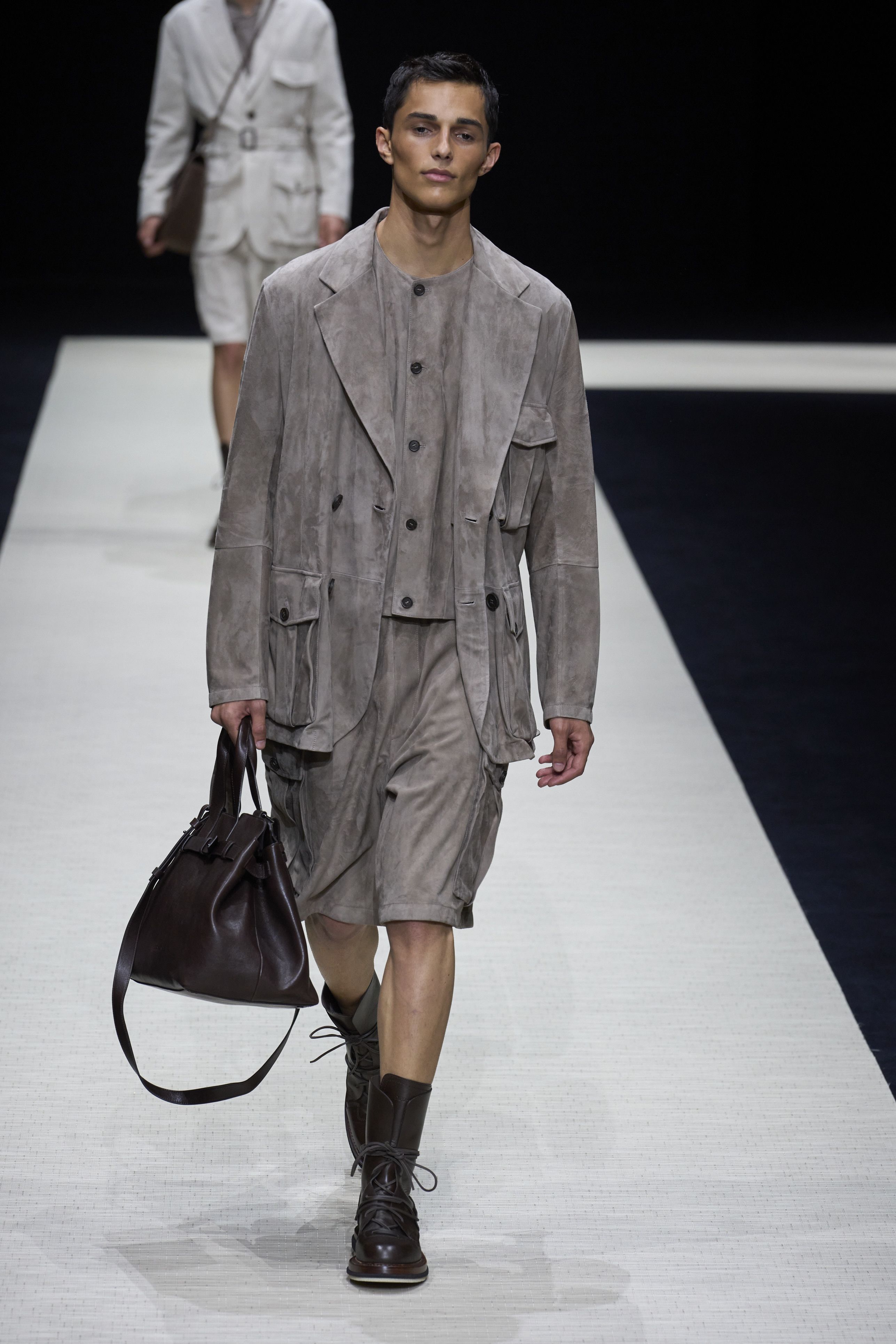エンポリオ アルマーニ(EMPORIO ARMANI)」2025春夏 エンポリオ アルマーニ(EMPORIO ARMANI)」2025春夏