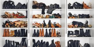 armario con botas