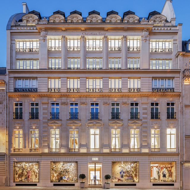 presentation of the dior summer 23 collection at the dior store located avenue montaigne in paris, france photo ©kristen pelou