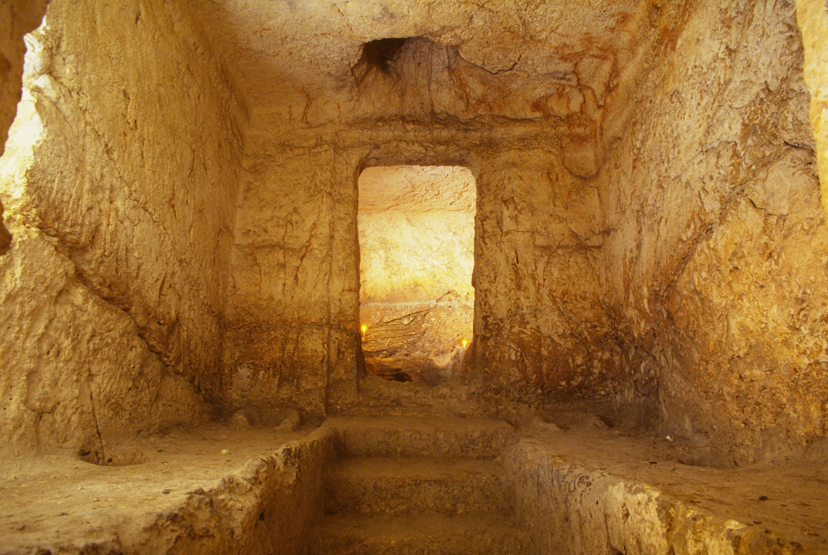 The 5,000-Year-Old Secret: Unveiling A Forgotten Tomb