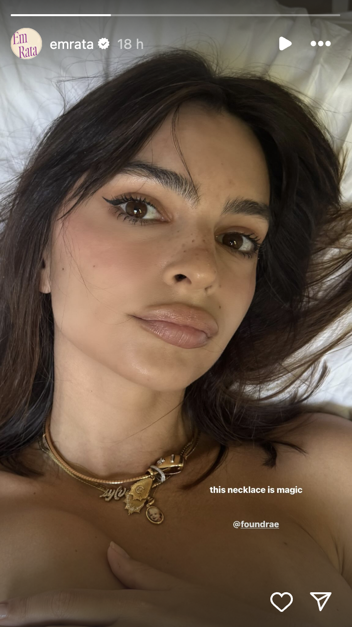 Emily Ratajkowski shares new naked selfie on Instagram Stories