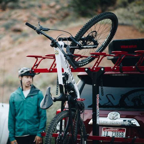 canyon bike on car rack