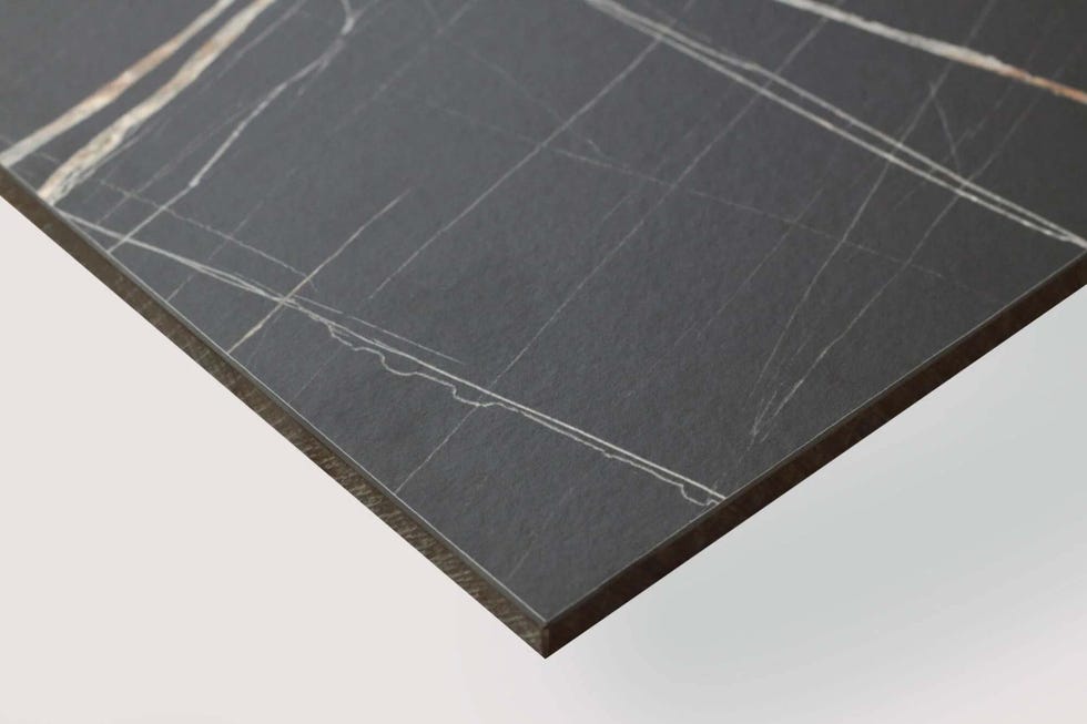 encimera laminada hidrófuga aspecto mármol negro