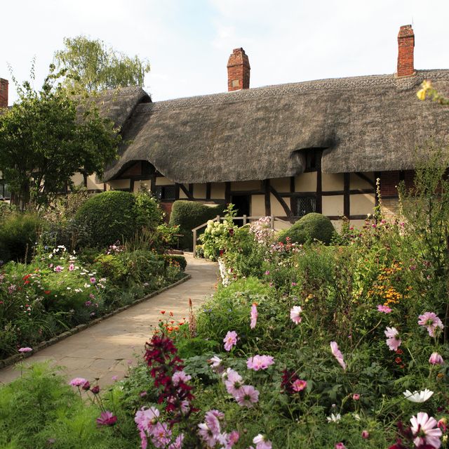england, warwickshire, stratford upon avon, shottery, anne hathaway's cottage and garden