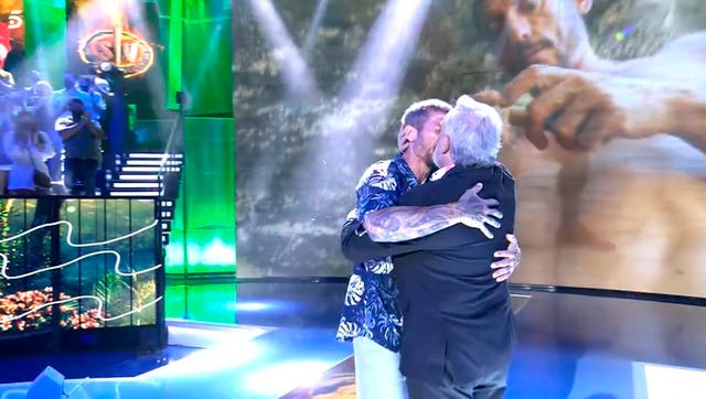 enrique del pozo y rubén sánchez beso
