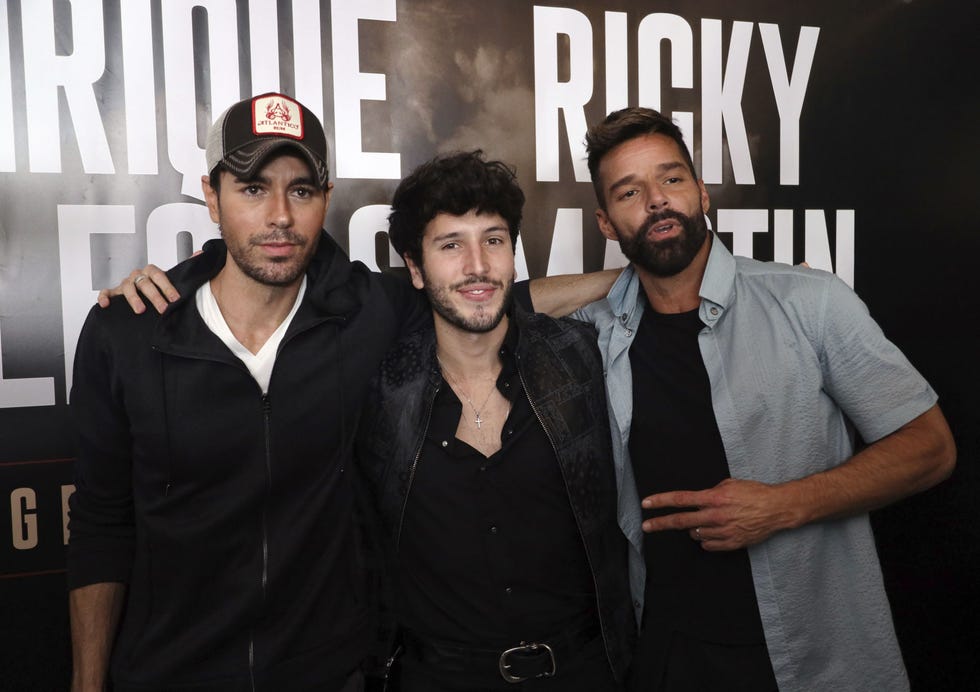Enrique Iglesias, Ricky Martin, Sebastián Yatra 