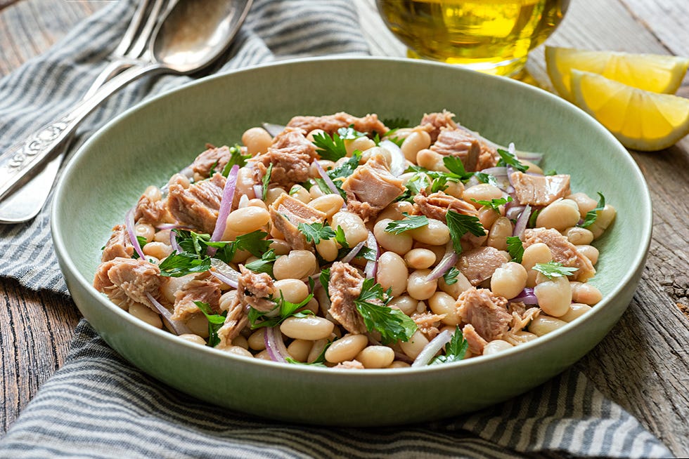 ensalada de alubias blancas y atún