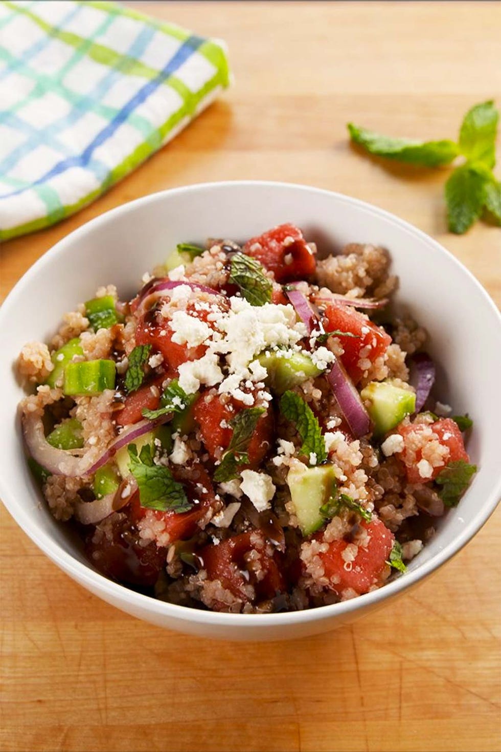 ensalada de quinoa con sandia