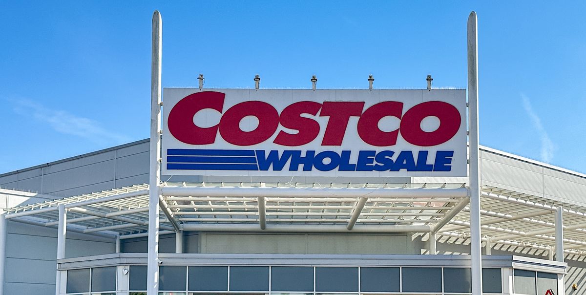entrance to a branch of costco