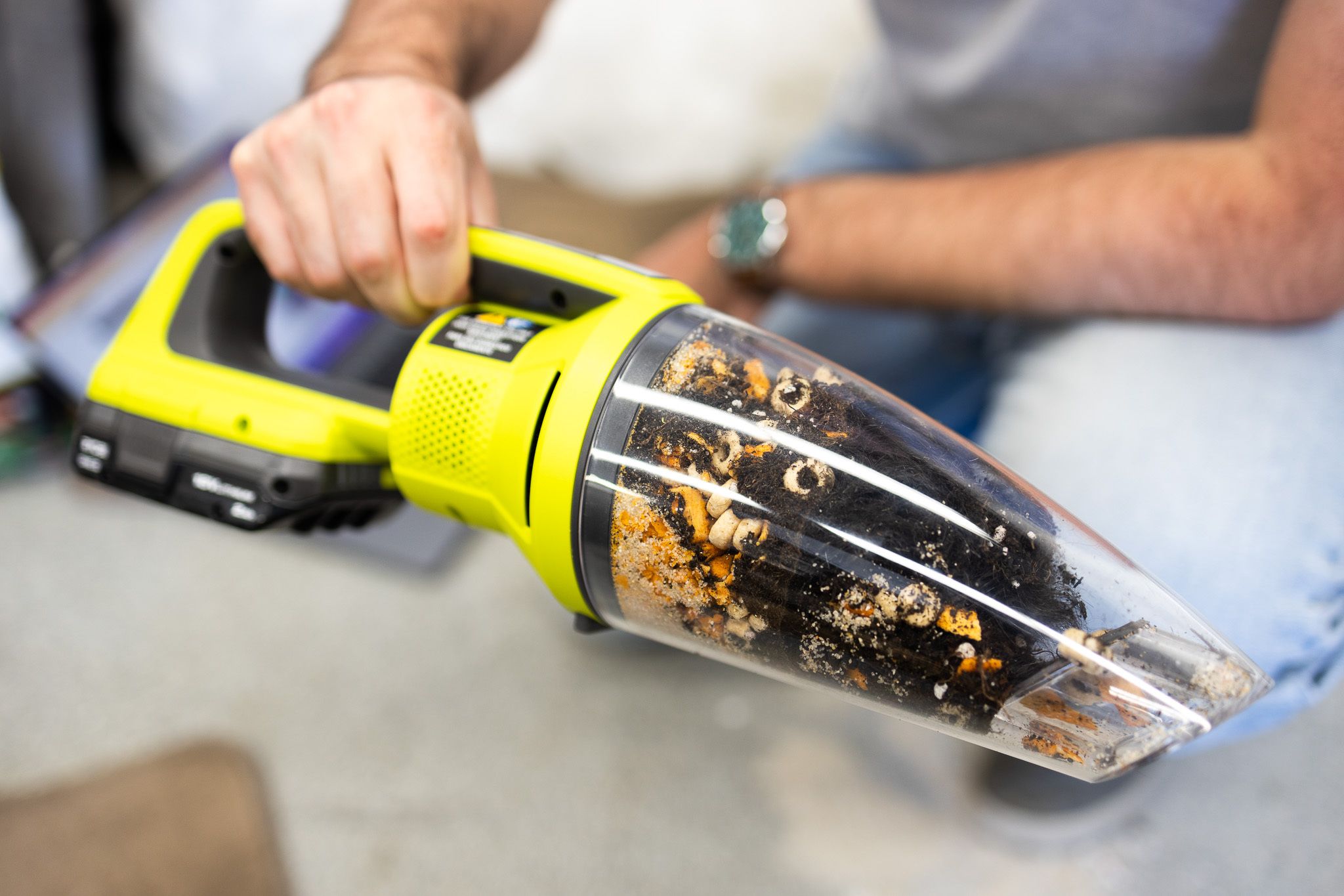 handheld vacuum cleaner
