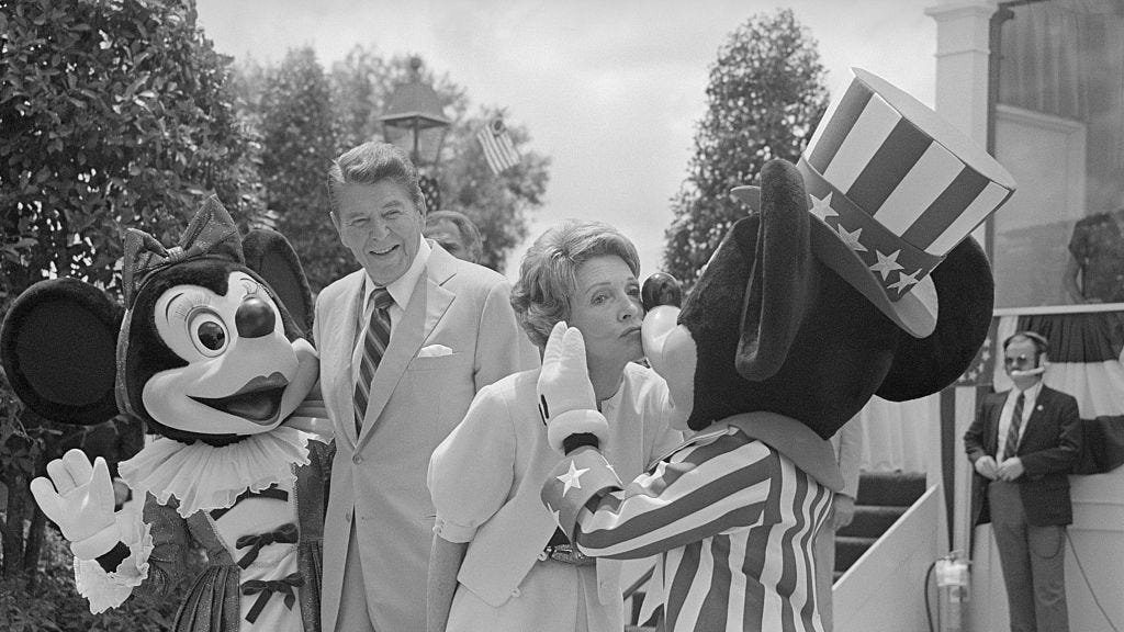 27 Old School Disney Park Photos You've Never Seen disney park photos disney park photos ronald and nancy reagan with disney characters
