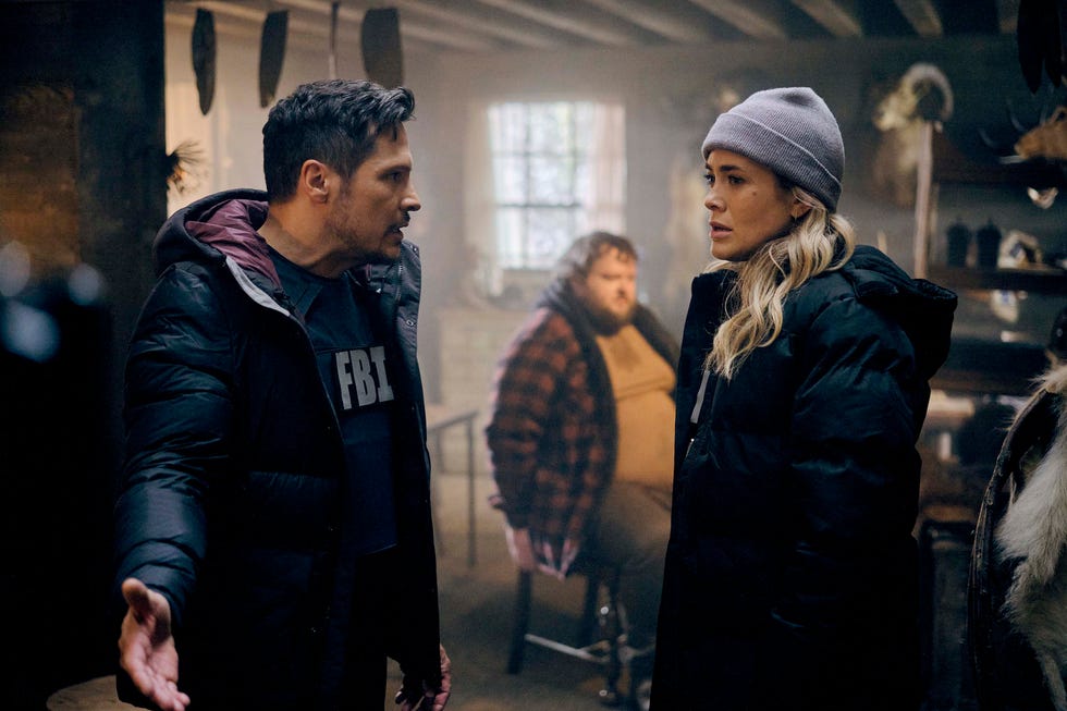 the hunting party "richard harris" episode 101 pictured: (l r) nick wechsler as oliver odell, melissa roxburgh as rebecca ‘bex’ henderson (photo by: david astorga/nbc)