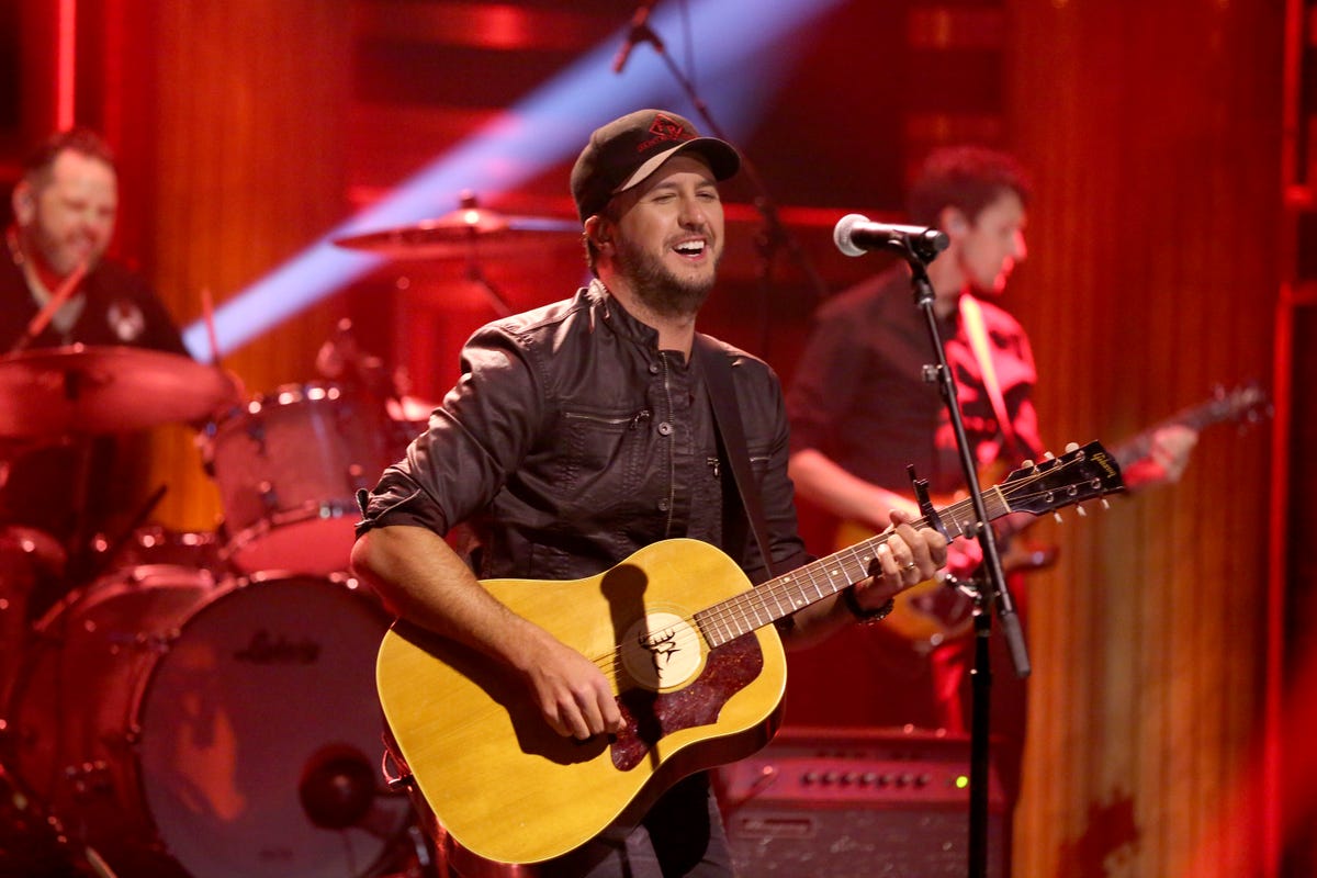 Fans Rally Around Luke Bryan After Losing His Voice Due to 