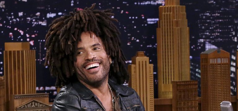 Lenny Kravitz Revives His Ginormous Blanket Scarf in His First