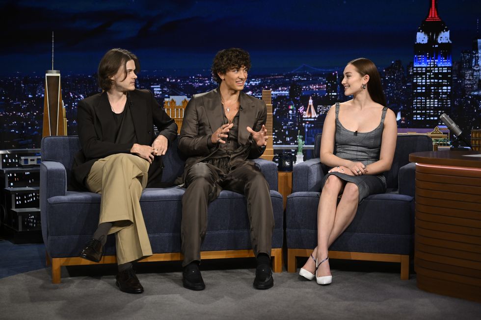 Jimmy Fallon'un başrolde olduğu The Tonight Show 12. sezon
