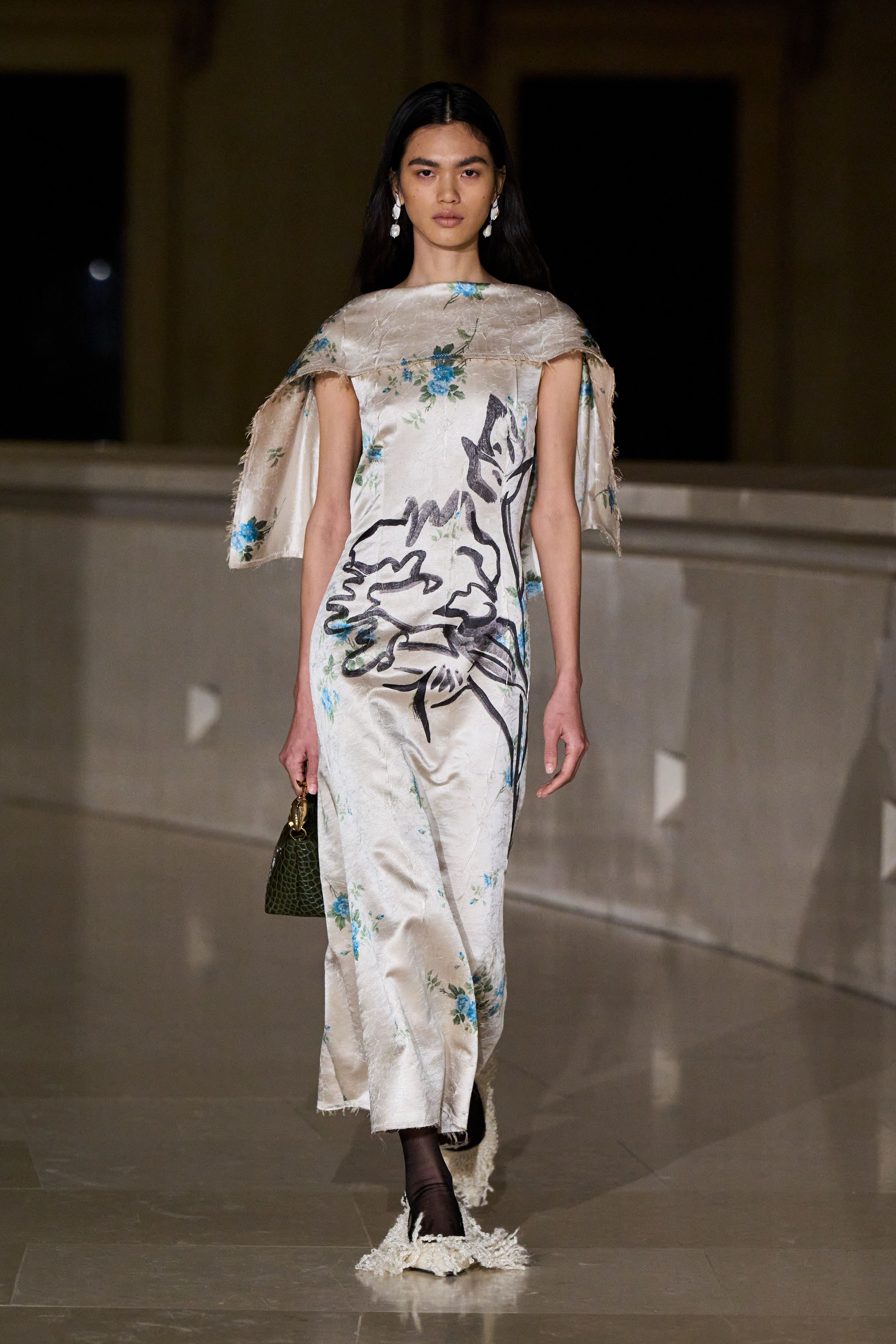 アーデム(ERDEM)2025-26秋冬コレクション | ファッション アーデム(ERDEM)2025-26秋冬コレクション | ファッション