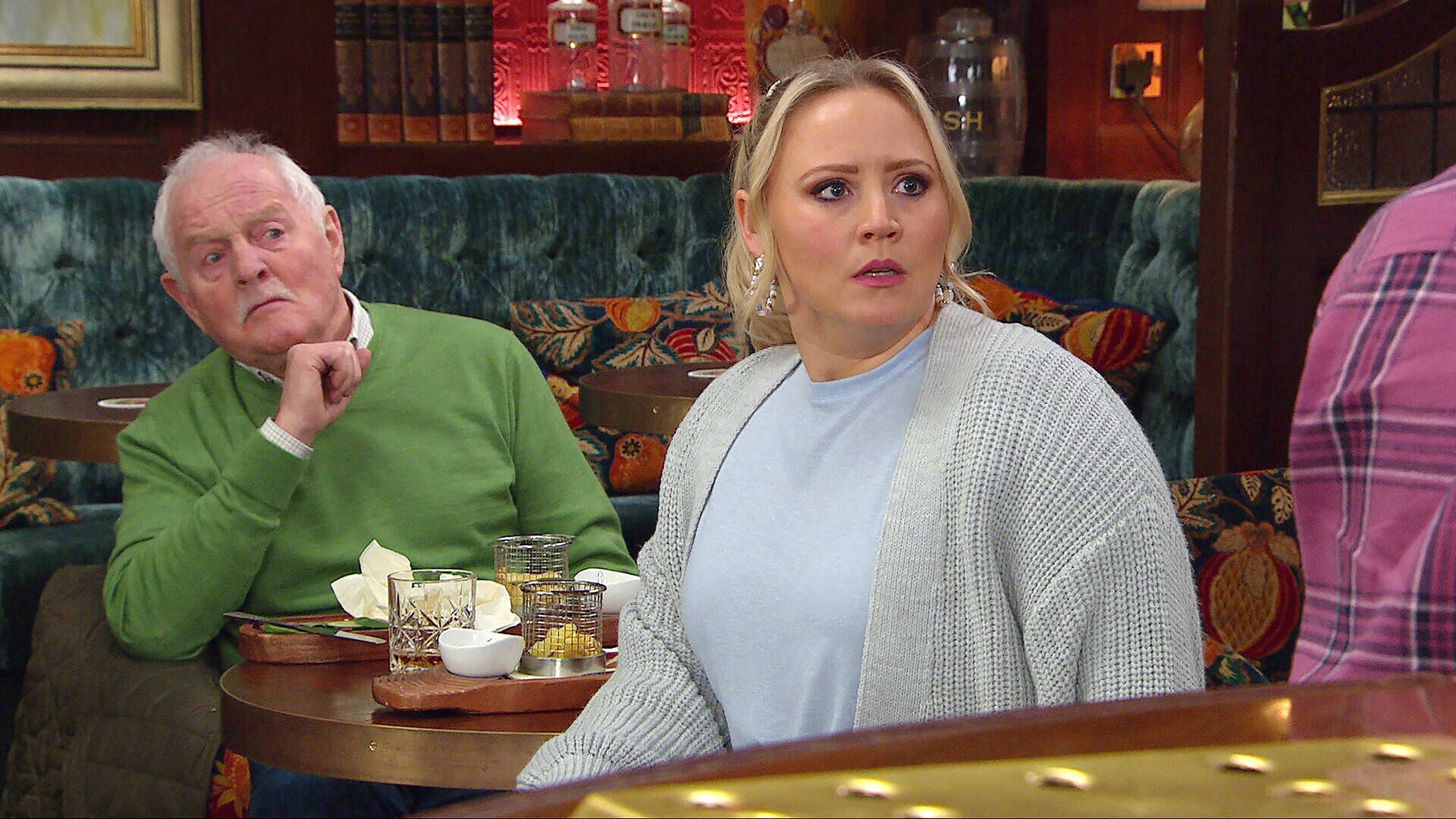 Emmerdale Soap Scoop! Joe's dramatic return