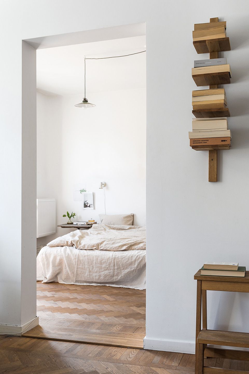 minimalist bookshelf ideas