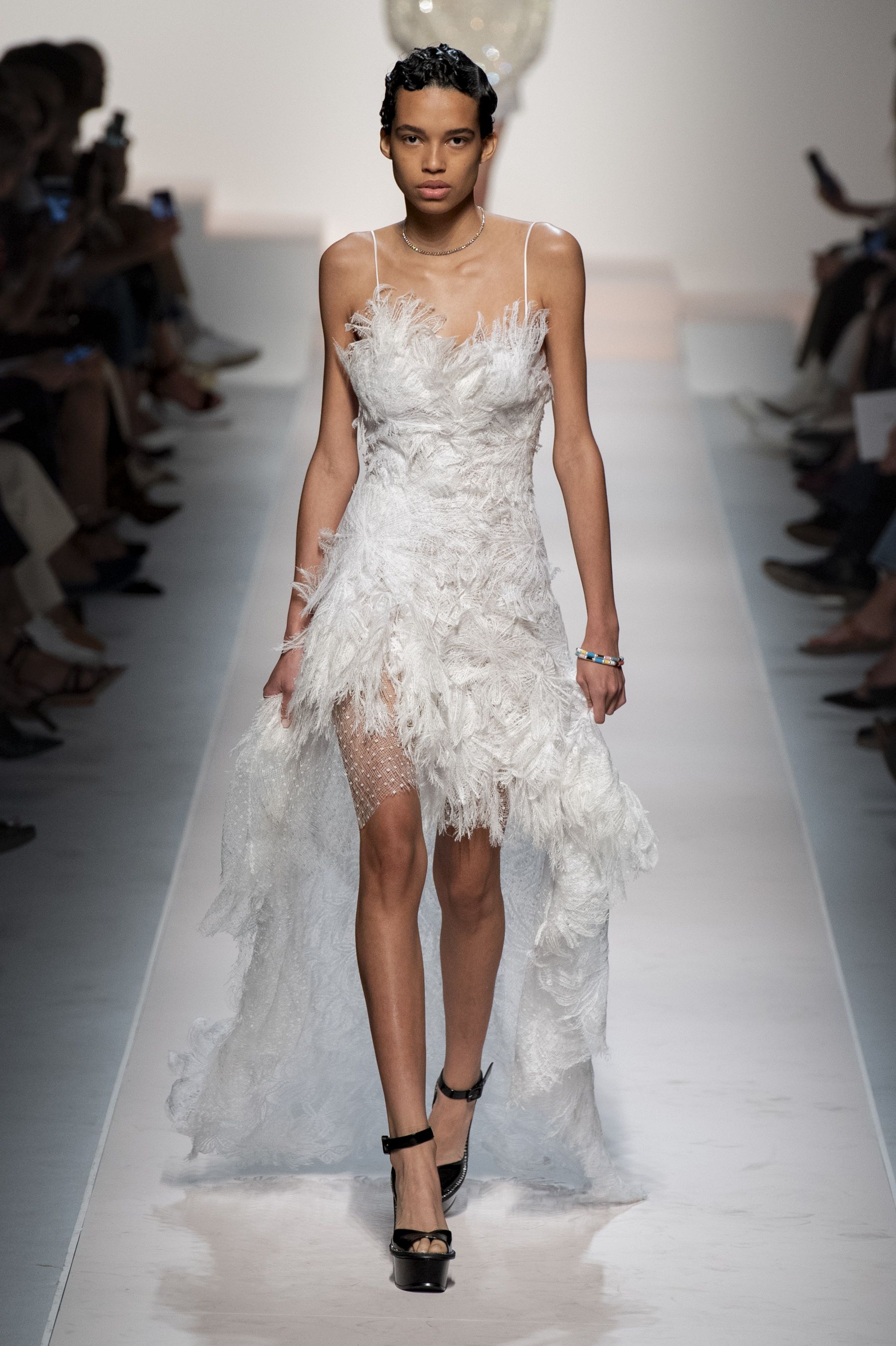 ERMANNO SCERVINO」（エルマンノ シェルヴィーノ）｜2020春夏