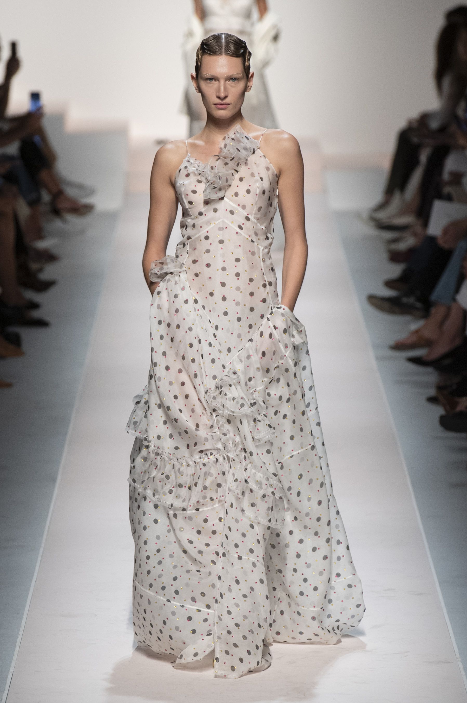 ERMANNO SCERVINO」（エルマンノ シェルヴィーノ）｜2020春夏