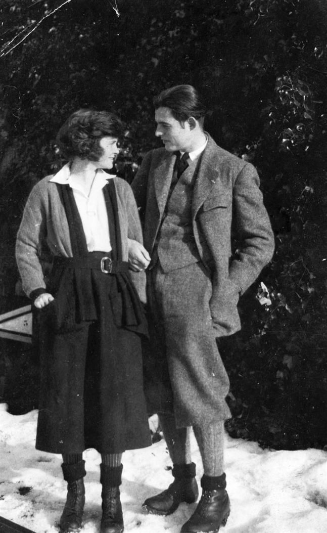 Ernest Hemingway and Hadley Richardson