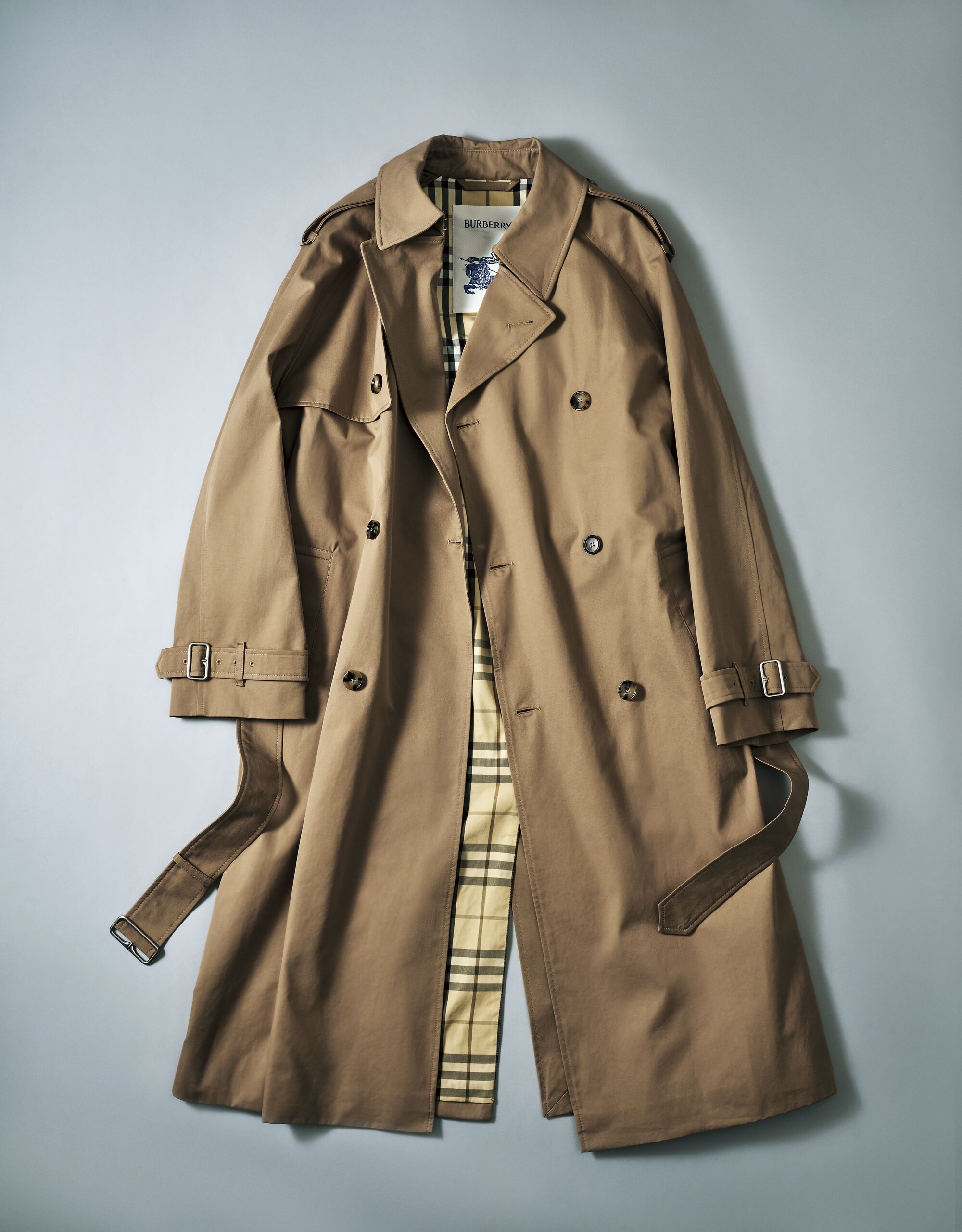 クーポン配布中！】 バーバリー 手厚い BURBERRY トレンチ コート メンズ クリスマス Coats and Trench  8079396A1366 HONEY Nude