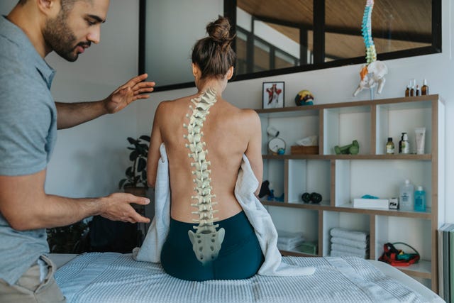 escoliosis, lordosis, cifosis y otros problemas de espalda