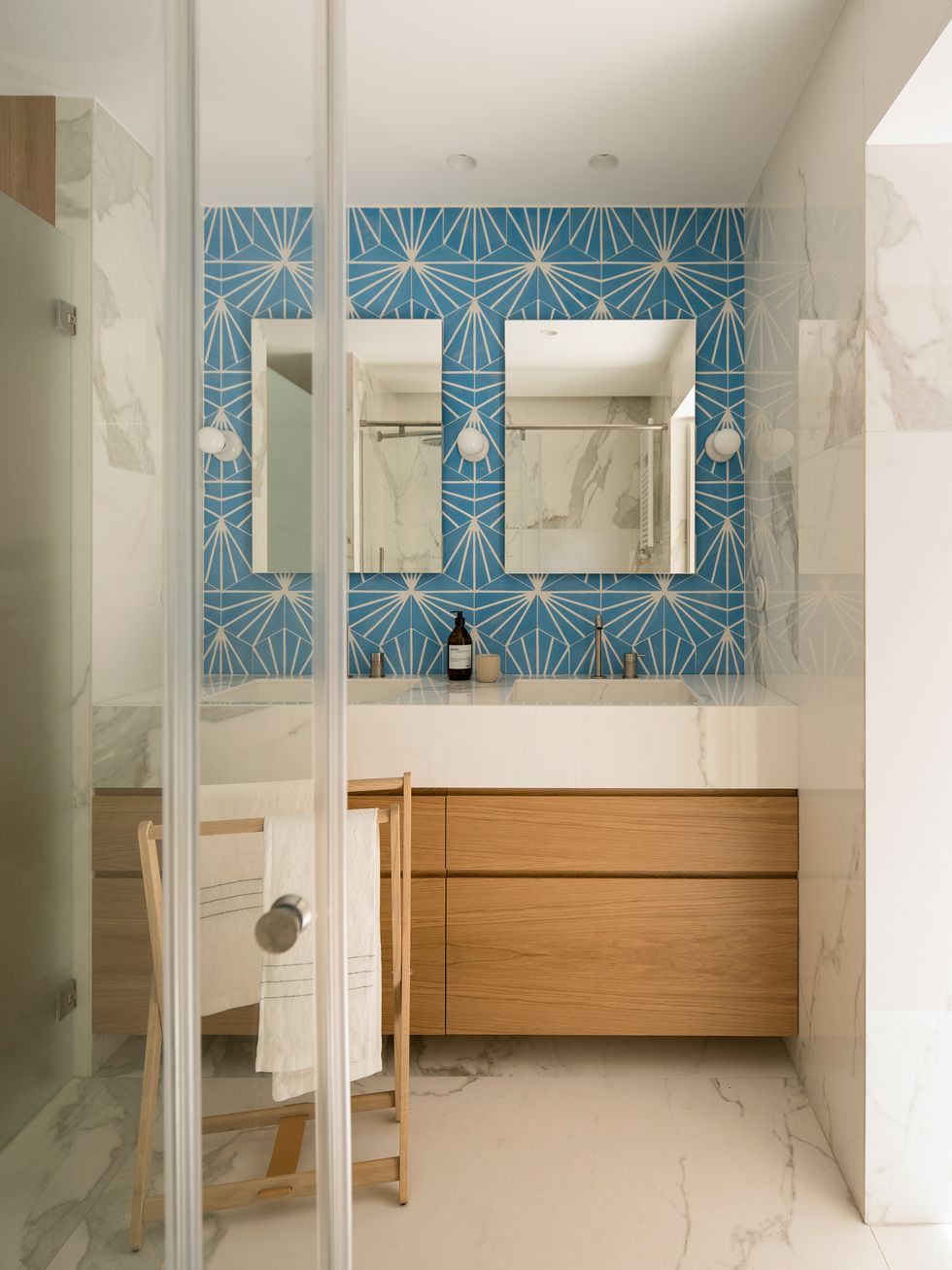Espejo redondo de baño para montar en la pared, espejos grandes con marco  de madera, espejo de afeitado, espejo de aumento para ducha, espejo de