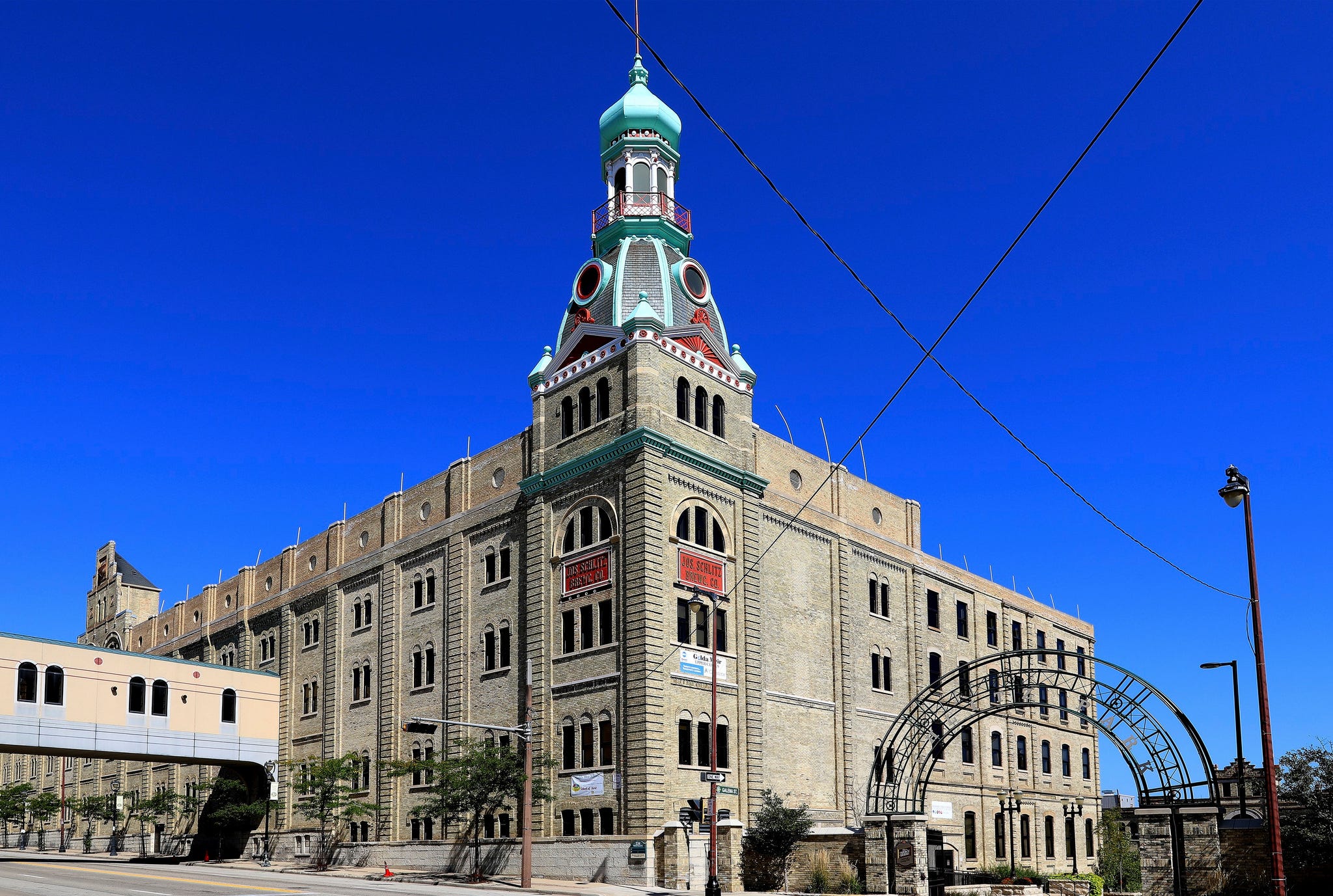 milwaukee september 15: schlitz building at schlitz park in milwaukee, wisconsin on september 15, 2018. (photo by raymond boyd/getty images)