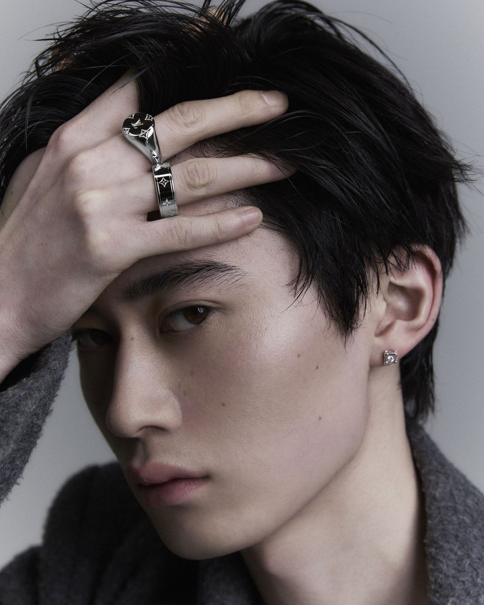 japanese male model wearing louis vuitton jewelries
