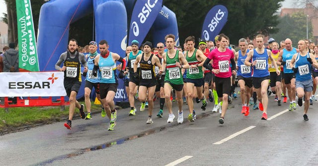 Running, Sports, Marathon, Long-distance running, Athletics, Outdoor recreation, Athlete, Duathlon, Recreation, Ultramarathon, 