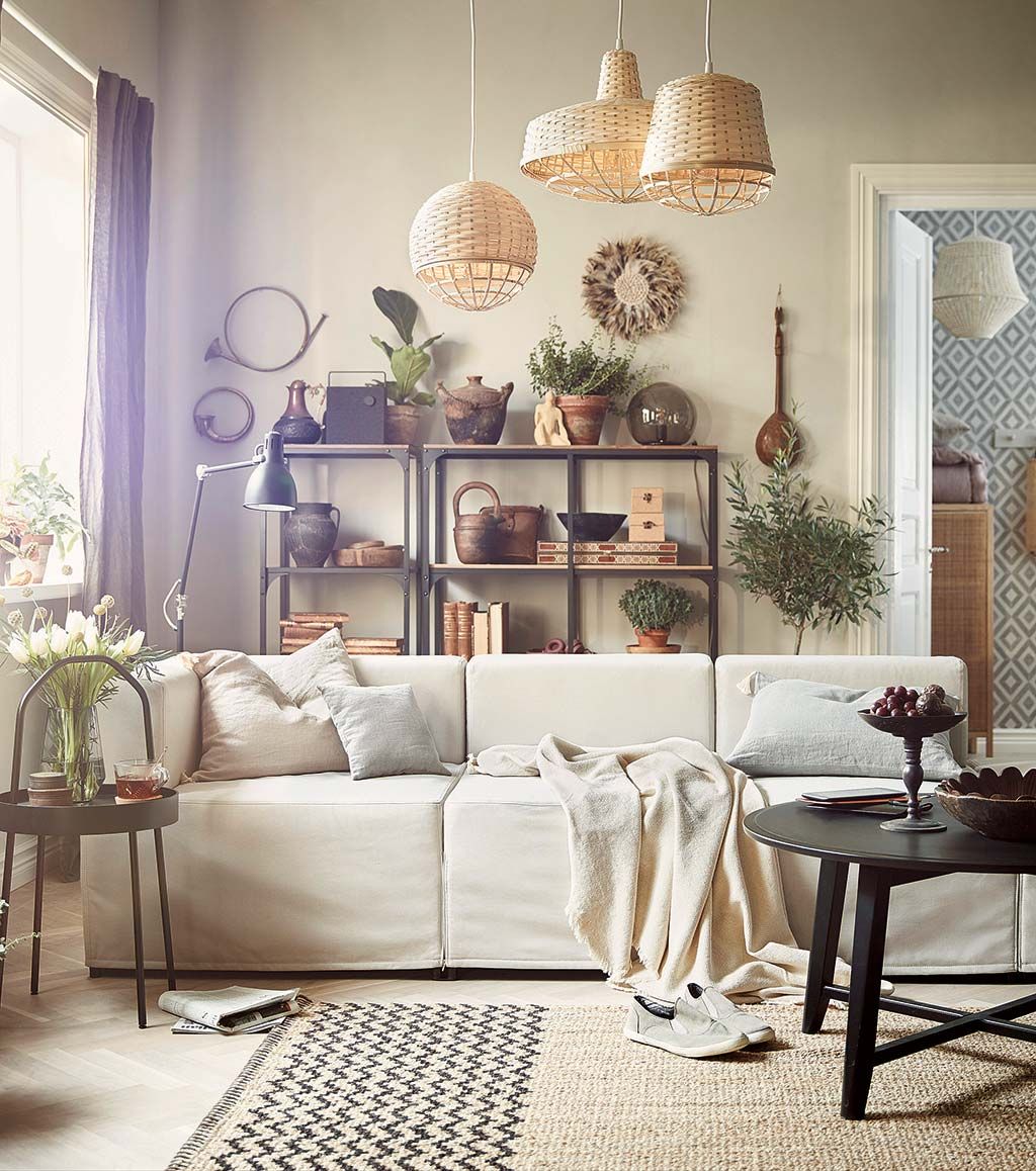 4 consejos para decorar las paredes detrás de tu sofá