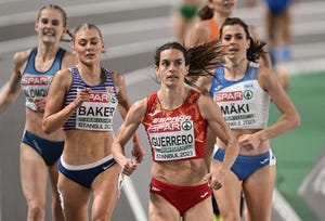 esther guerrero en el mitin de montreuil