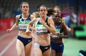 esther guerrero encabeza la prueba de 800 metros en karlsruhe