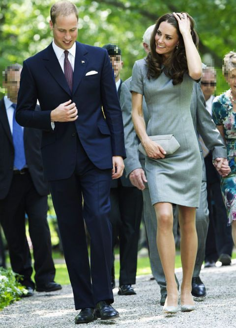 kate middleton y guillermo de inglaterra paseando por la calle