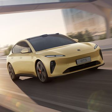 Nio ET5 Wants to Be a Tesla Model 3 Rival