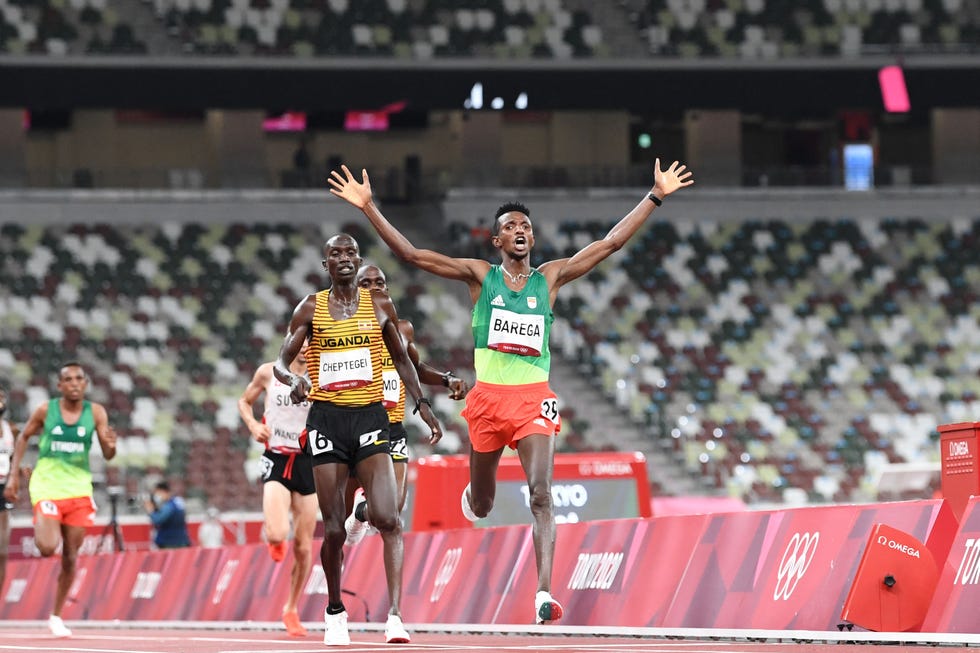 barega y cheptegei en el mundial de atletismo de eugene de 2022