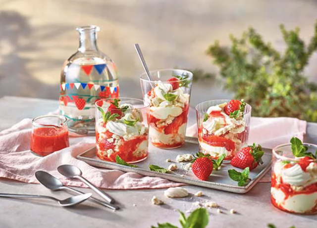 ms strawberry gin liqueur