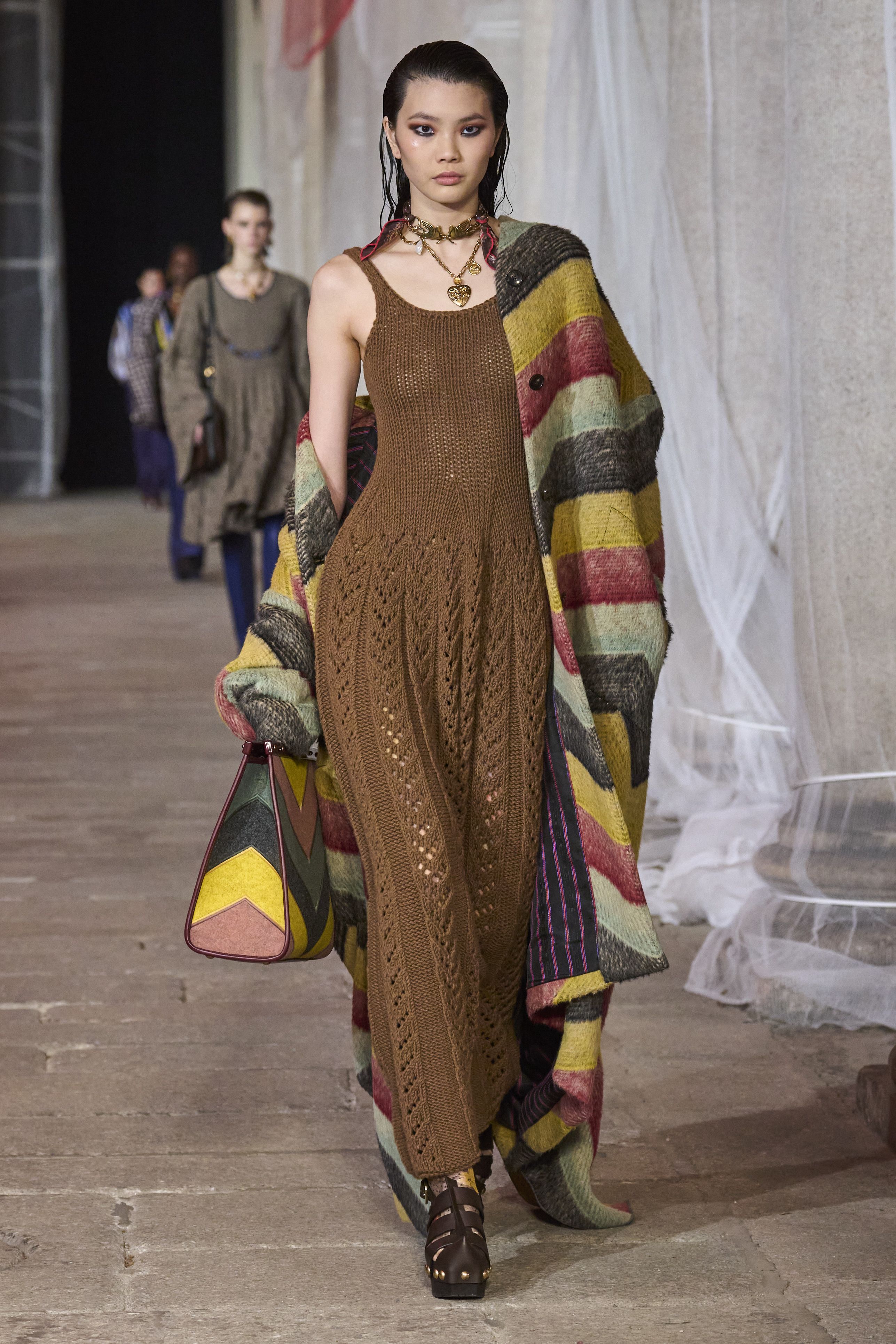 【アウトレット☆送料無料】 エトロ（ETRO）2023秋冬コレクション | ファッション | ELLE チュニック