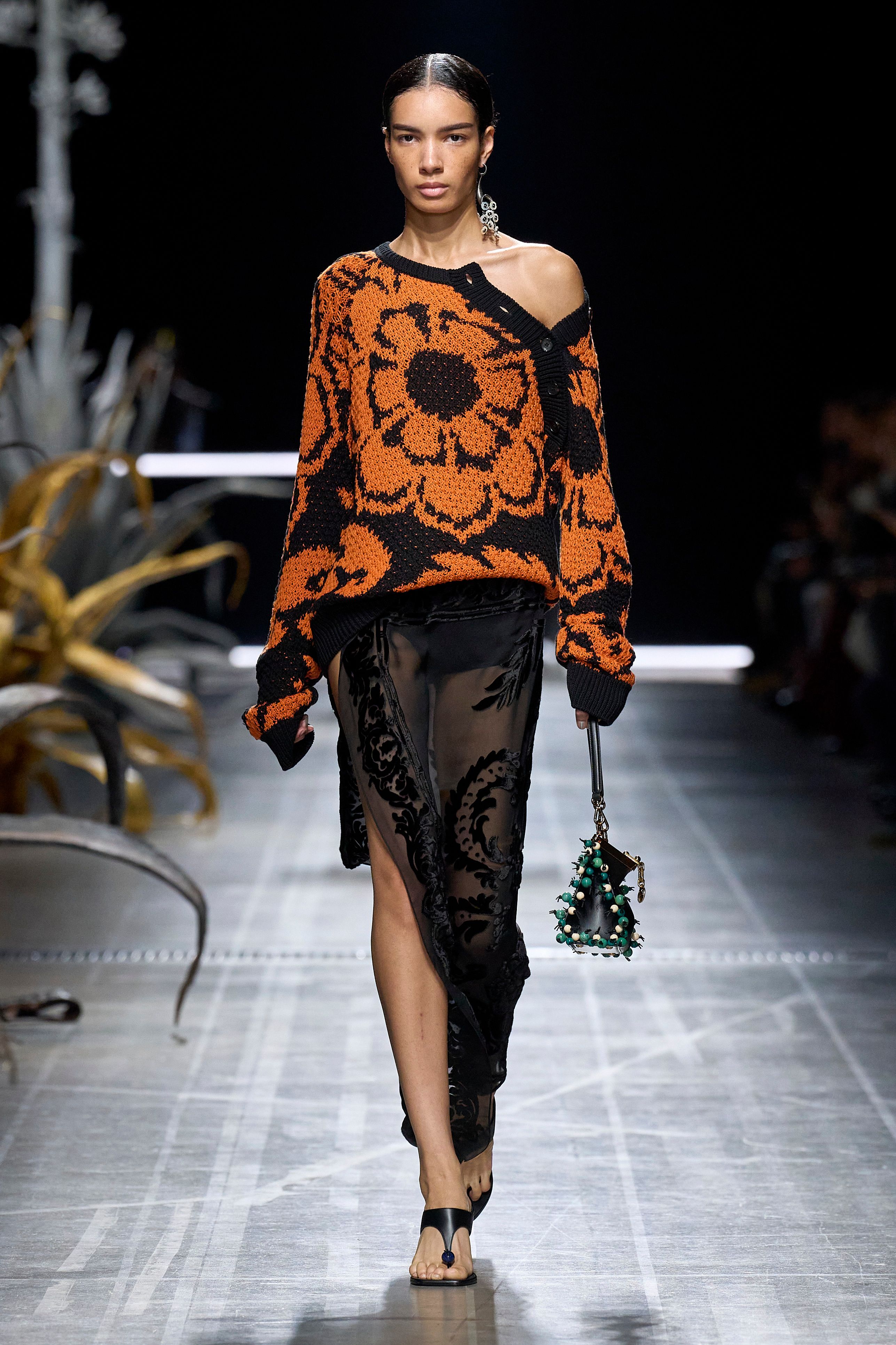 エトロ（ETRO）」2025春夏コレクション | ファッション | ELLE