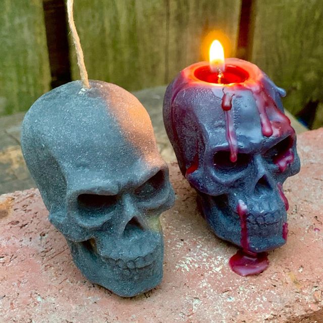 This Creepy Skull Candle 'Bleeds' as It Melts, So It Might Give You  Nightmares