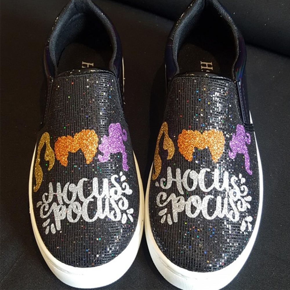 spreken Bekritiseren Verdragen These 'Hocus Pocus' Sneakers Will Have You Sparkling on Halloween Night