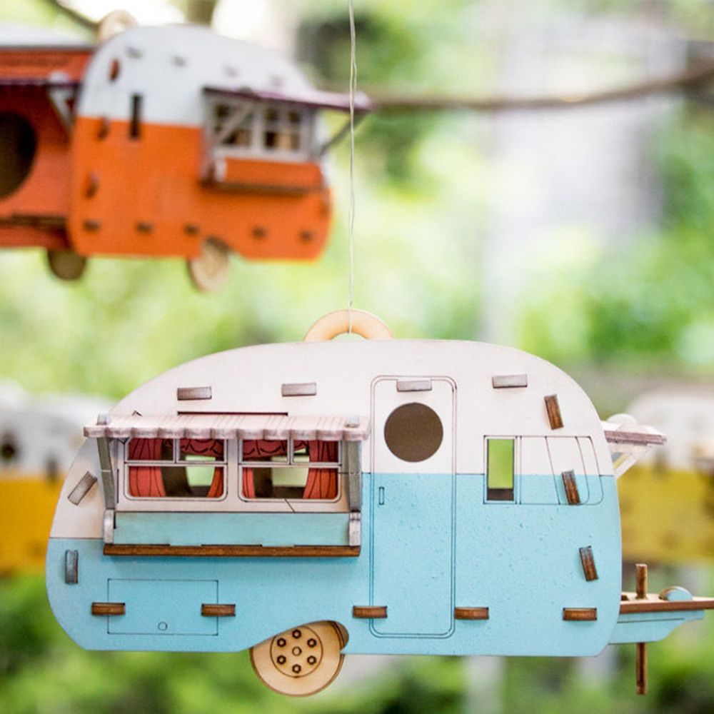 This Vintage Camper Birdhouse Will Create Prime Real Estate In Your   Etsy Vintage Camper Bird House 1617200362 