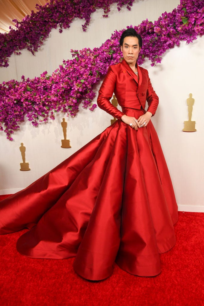 eugene lee yang oscars 2024 suit dress