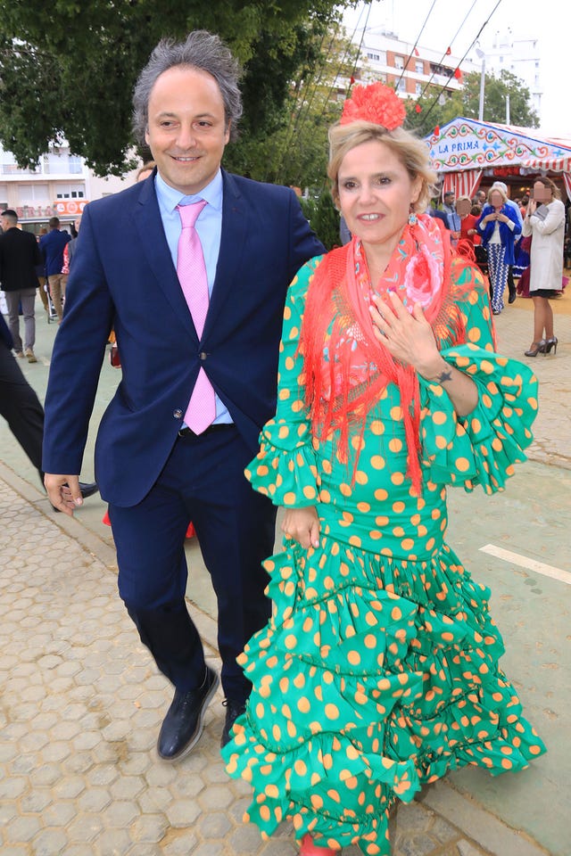Eugenia Martínez de Irujo y Narcís Rebollo, en la Feria de Abril