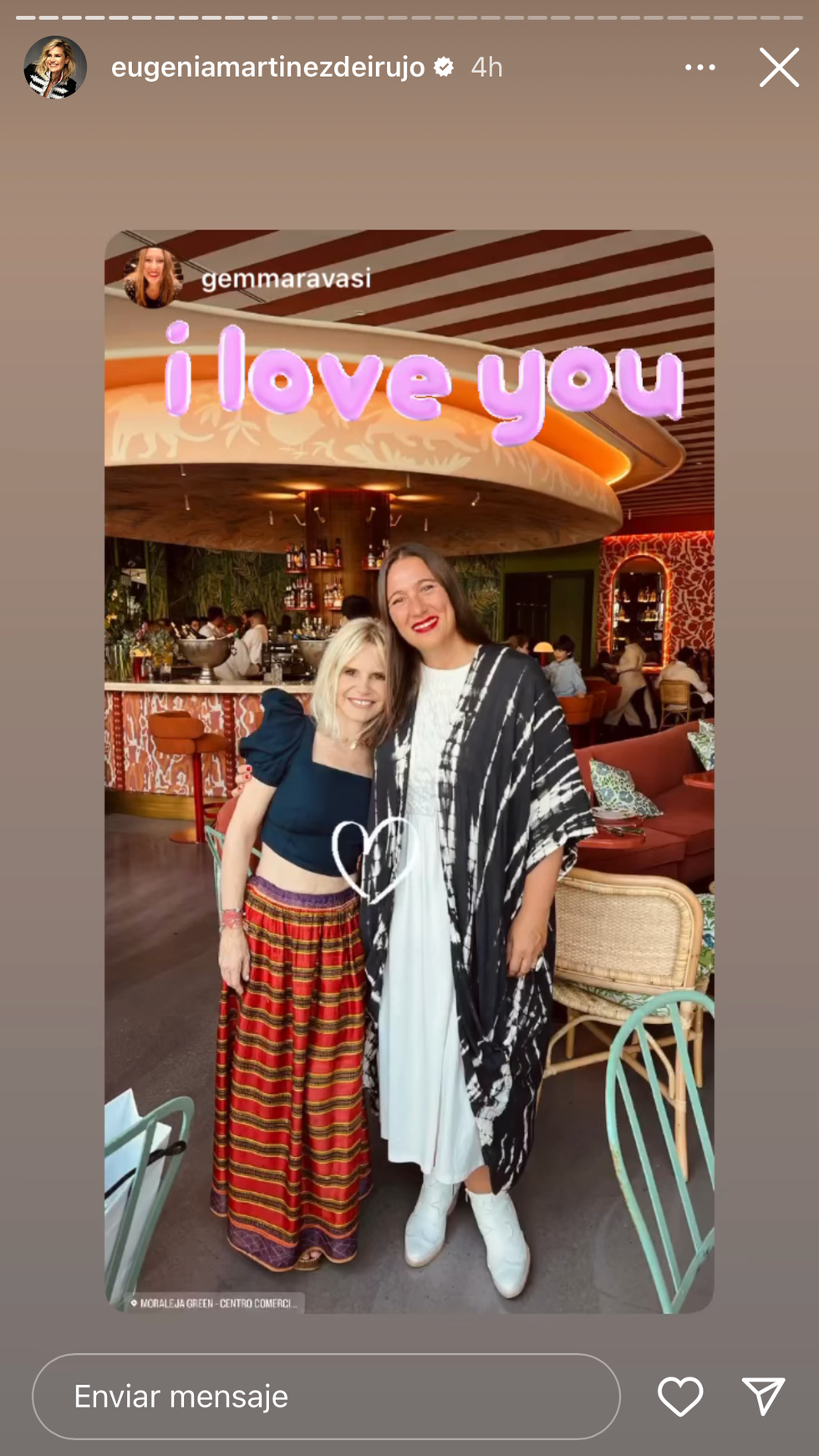 Eugenia Martínez de Irujo with crop top and printed midi skirt Eugenia Martínez de Irujo with crop top and printed midi skirt